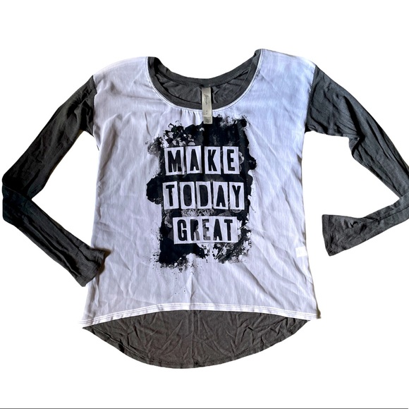 Lorimer NYC “Make Today Great” Gray/Wh long sleeve Top Size:Small petite - Picture 2 of 10
